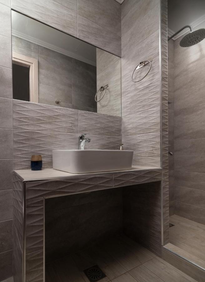 Estell Apartments ซีเกีย ภายนอก รูปภาพ