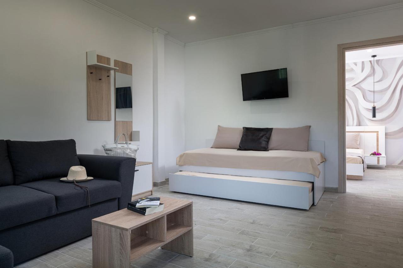Estell Apartments ซีเกีย ภายนอก รูปภาพ