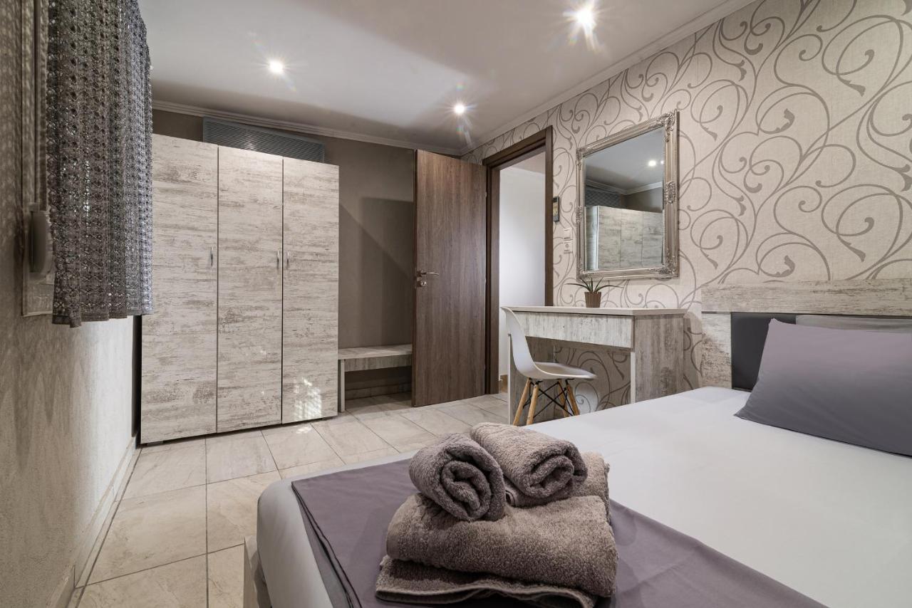 Estell Apartments ซีเกีย ภายนอก รูปภาพ