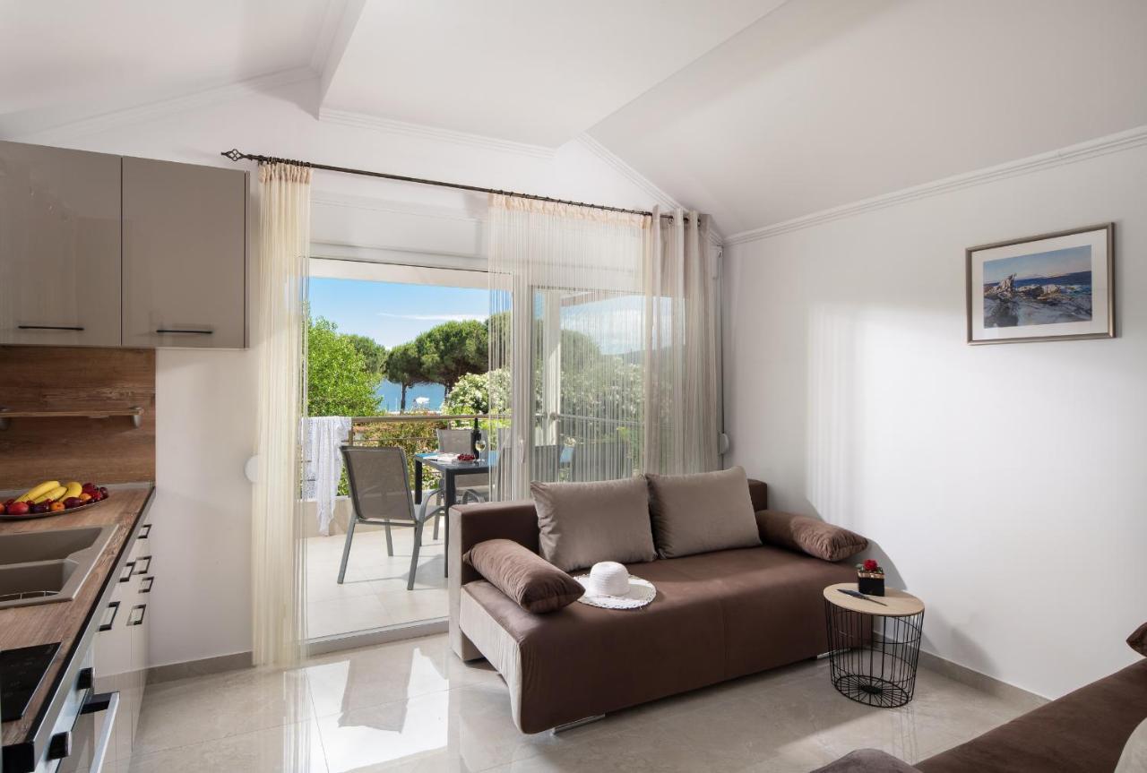 Estell Apartments ซีเกีย ภายนอก รูปภาพ