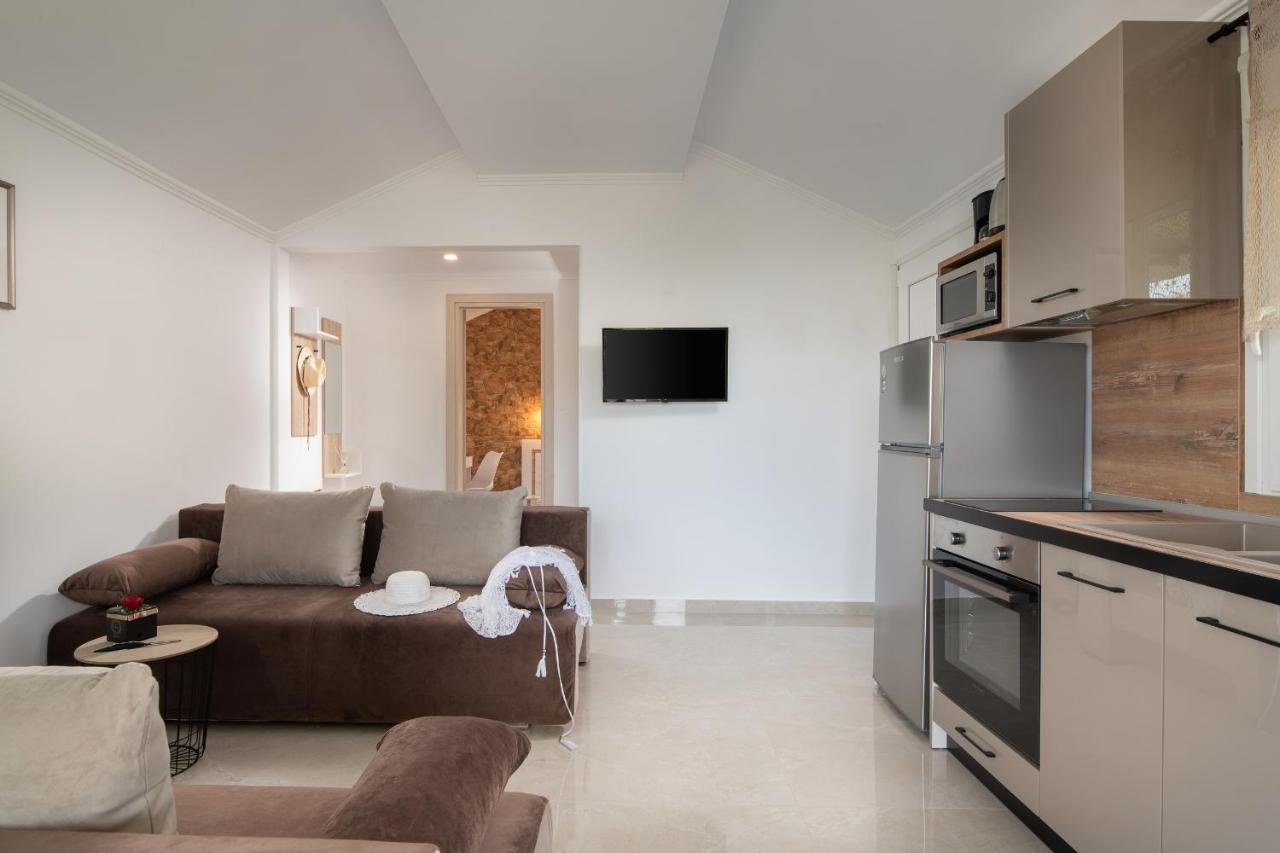 Estell Apartments ซีเกีย ภายนอก รูปภาพ